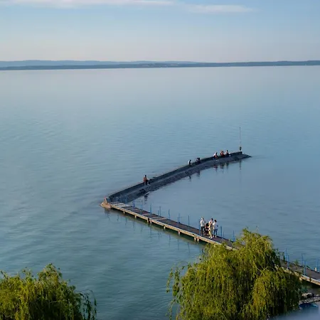 Myflat Coral 52 Duplex Penthouse Apartment Siofok