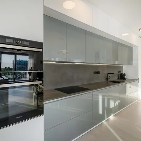 Myflat Coral 52 Duplex Penthouse